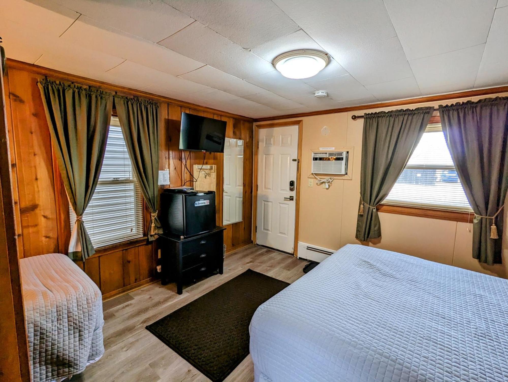 لويستون Riverside Motel المظهر الخارجي الصورة